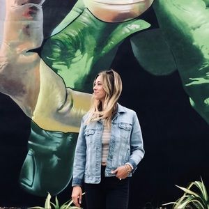 Meet your Posher, Carlie